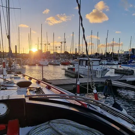 Úszó hotel Ma Belle Lana, Chantereyne Marina
