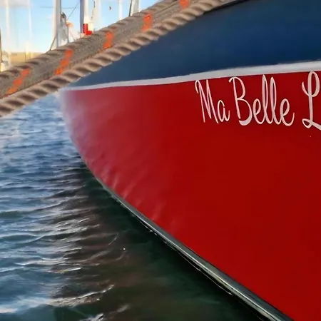 Ma Belle Lana Floating Retreat, Chantereyne Marina * Cherbourg-en-Cotentin