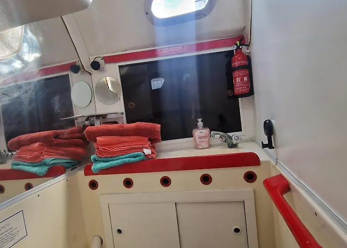 Ma Belle Lana, Voilier Familial, Superbe Vue Sur シェルブール・アン・コタンタン